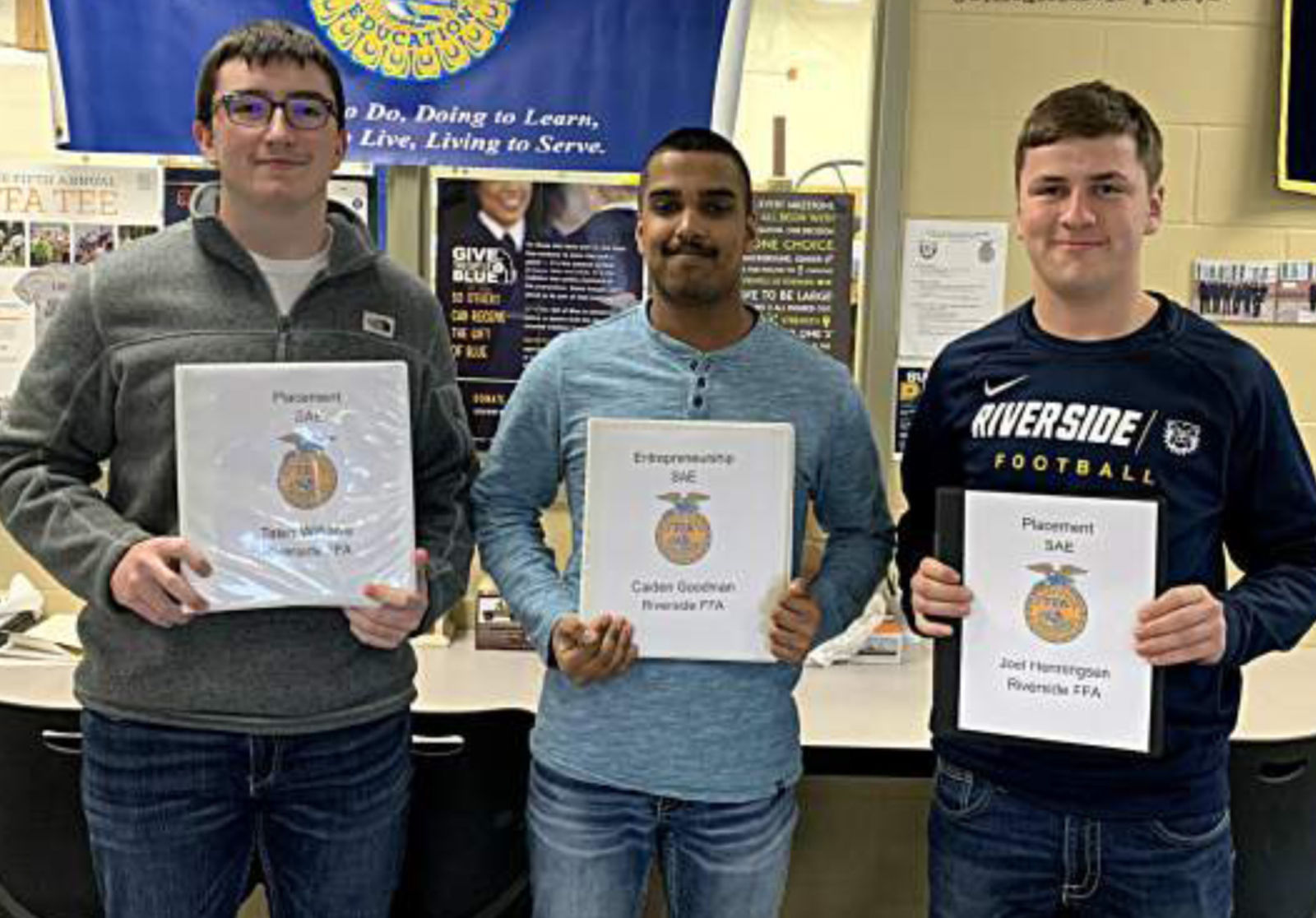 Riverside Students Receive Iowa FFA Degree
